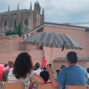 Fotografía del patio lloviedo